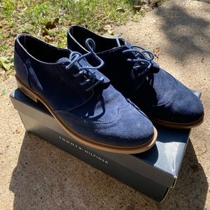 Tommy Hilfiger suede